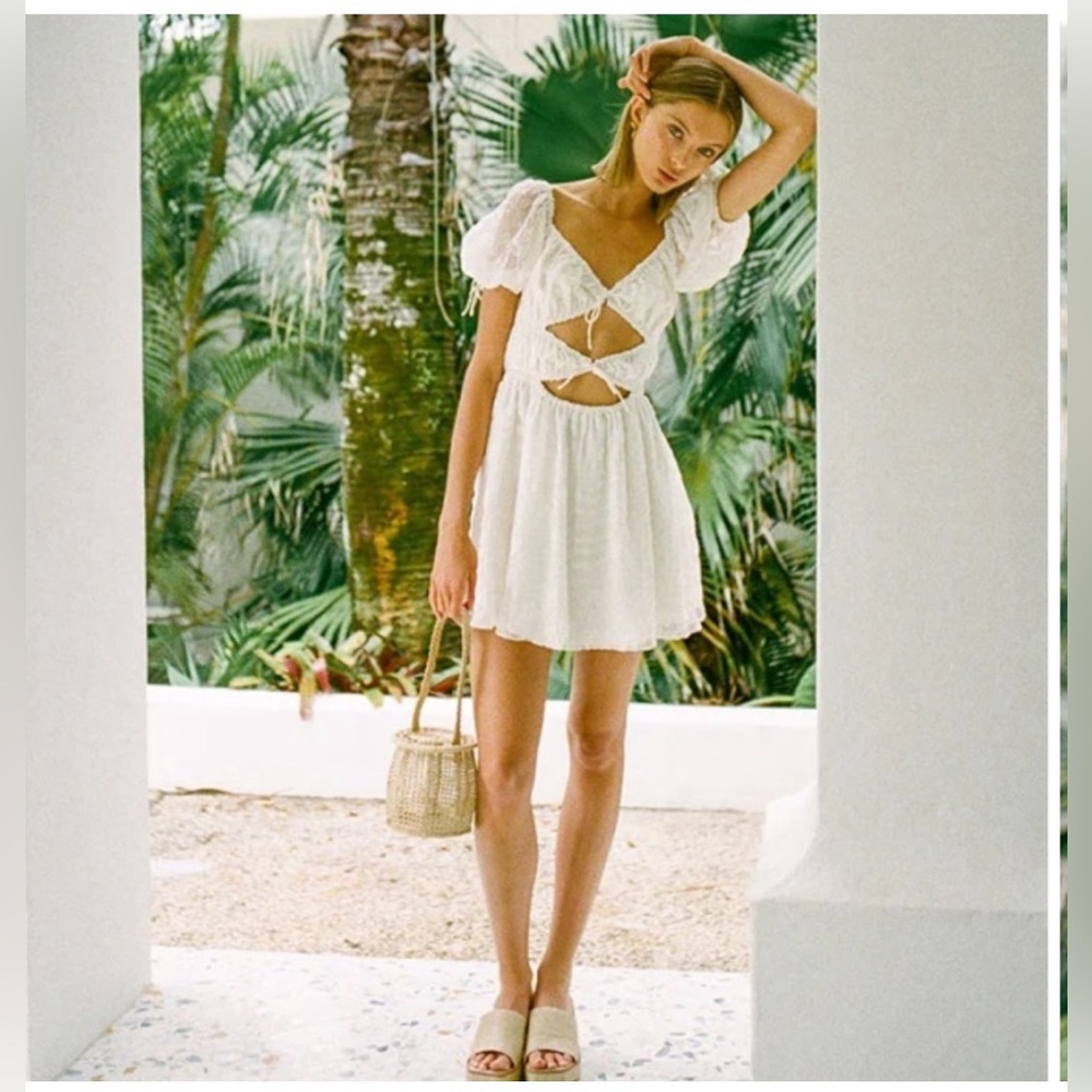 SABO LUXE Chic White Puff Sleeve Mini Dress